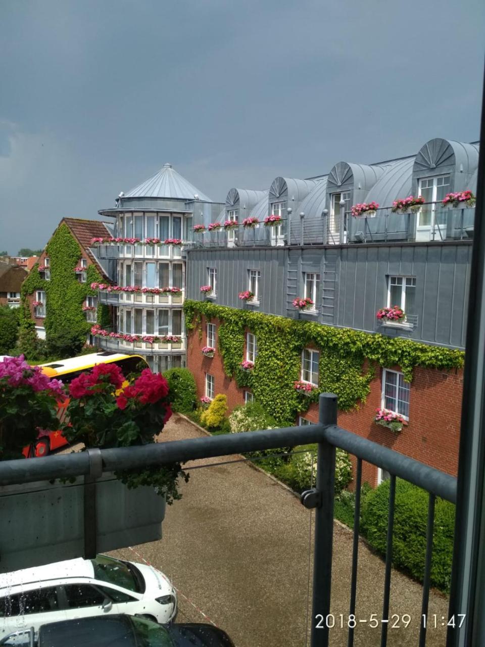 Niebueller Hof Hotel Exterior foto